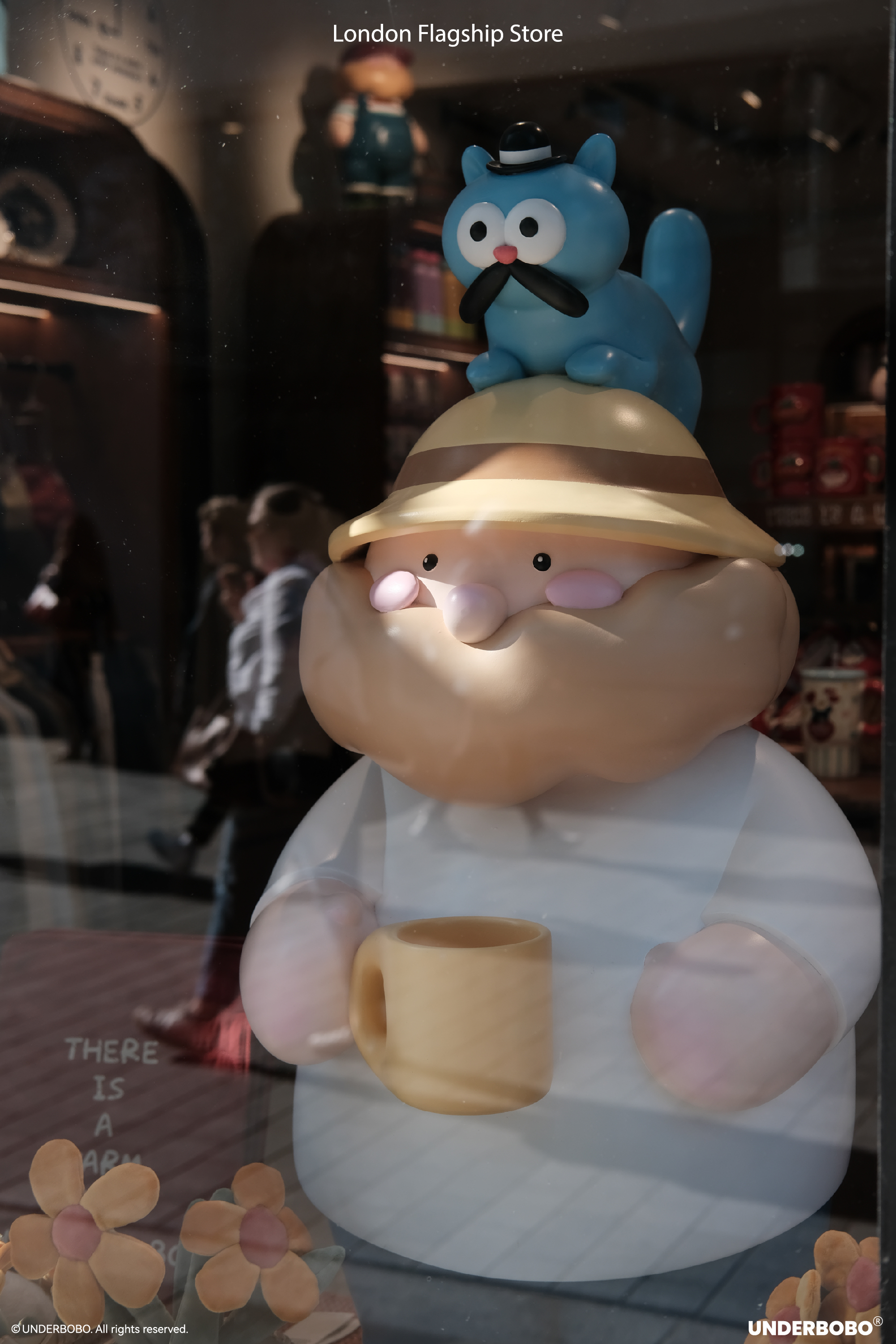 UNDERBOBO chef character figure
